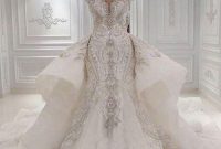 Mermaid wedding dress with long train